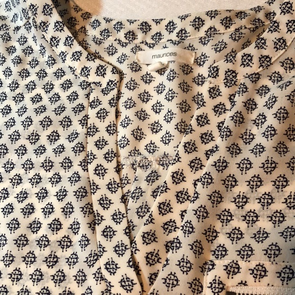 Maurices 1X Tunic Top - Picture 4 of 5